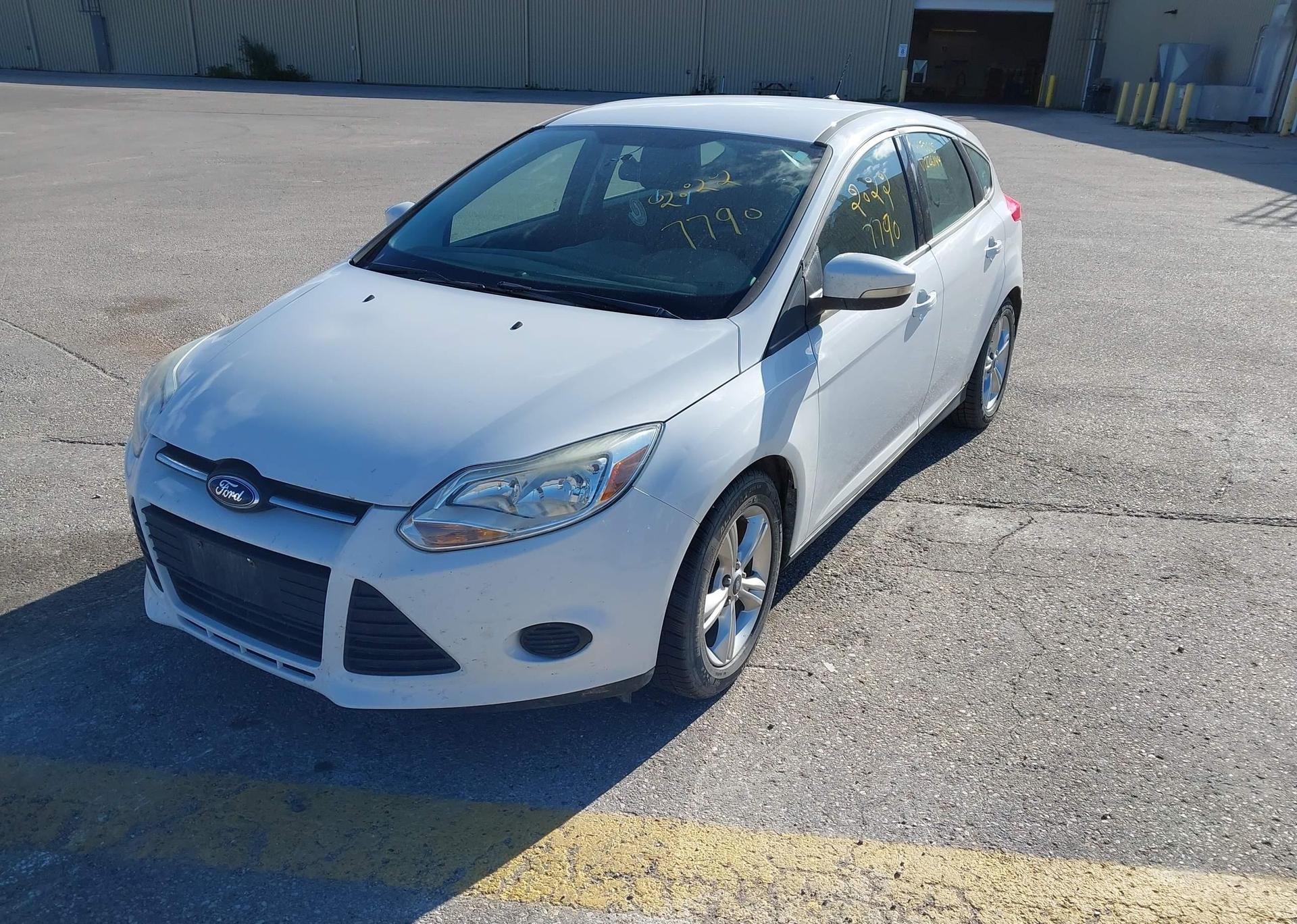 2014 FORD FOCUS SE