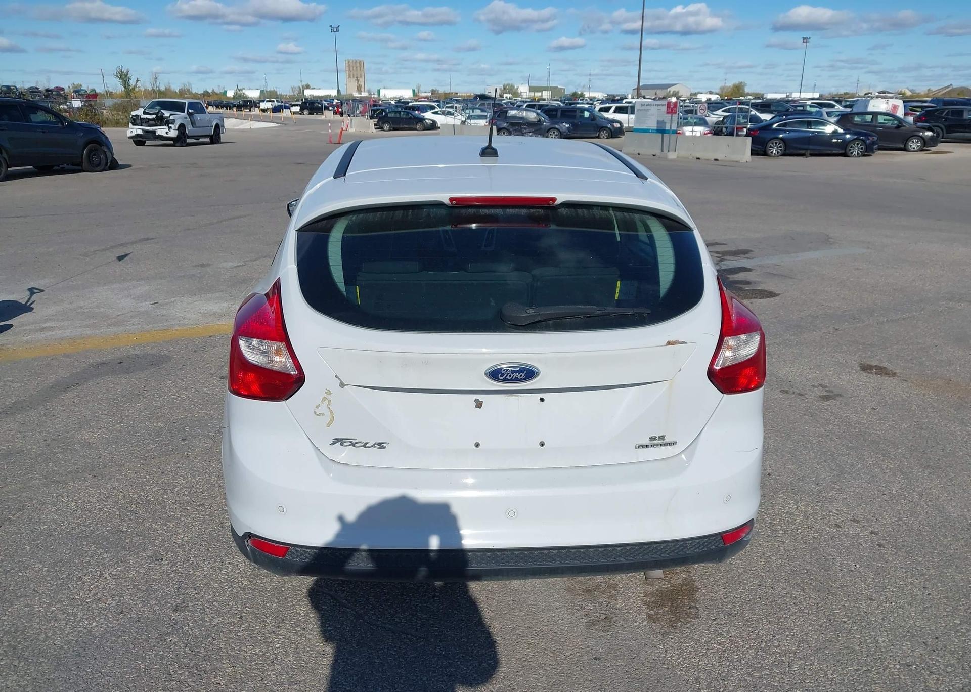 2014 FORD FOCUS SE
