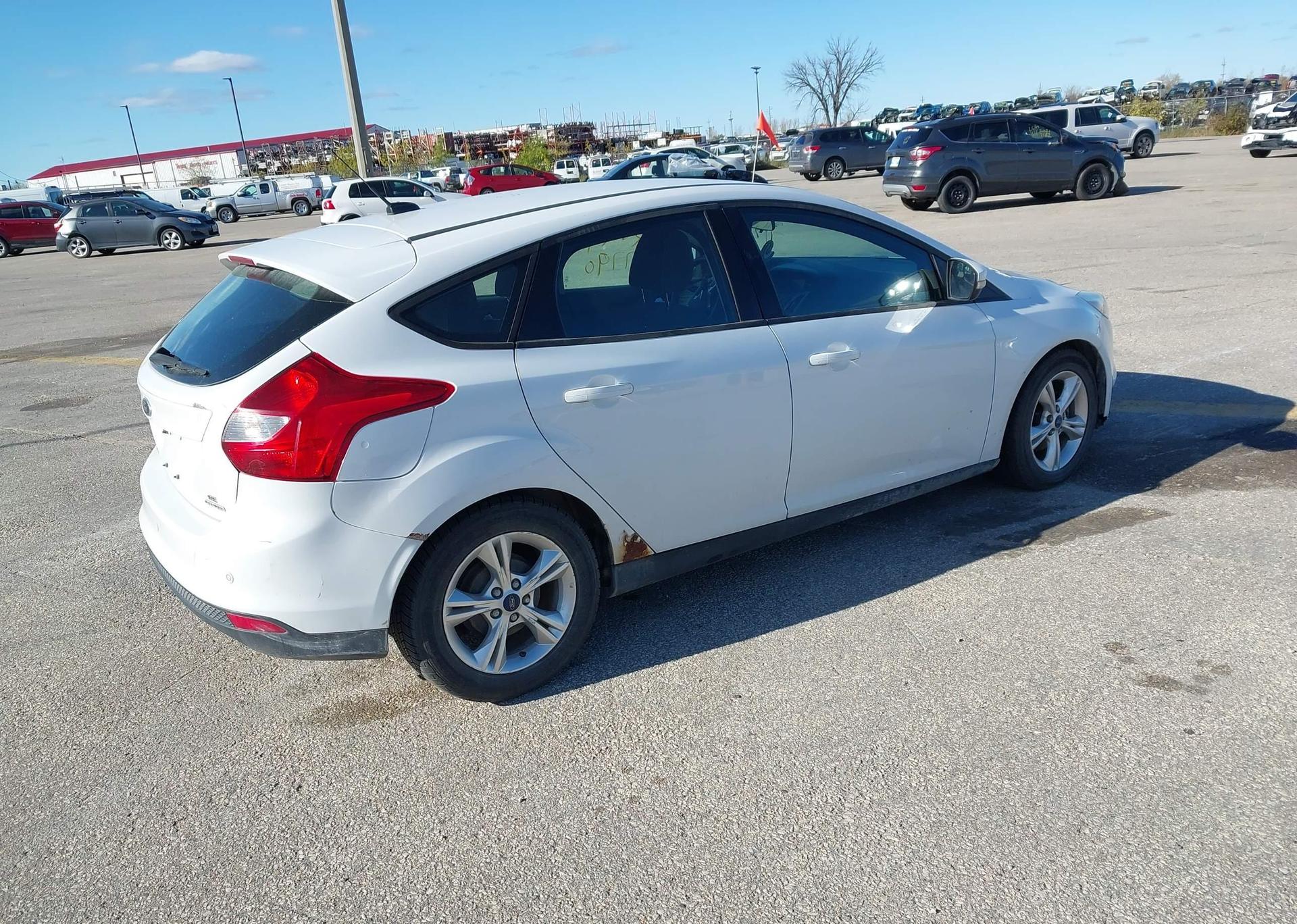 2014 FORD FOCUS SE