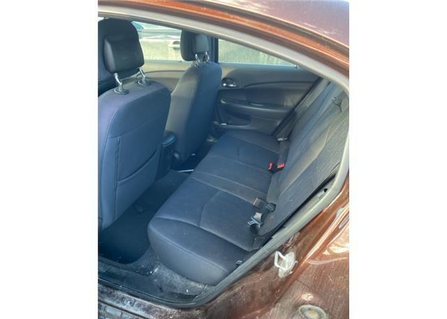 2013 CHRYSLER 200 LX