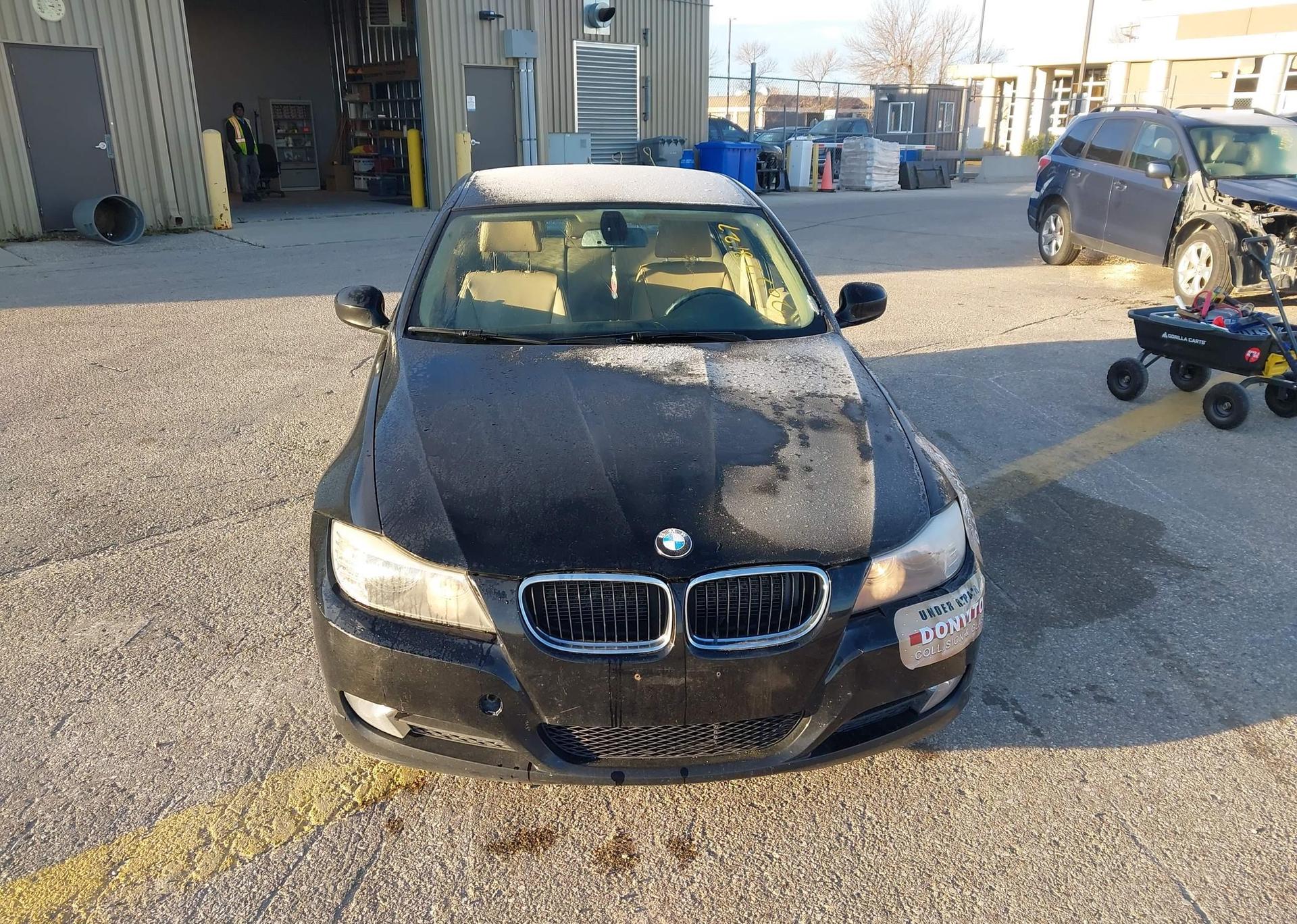 2011 BMW 323I
