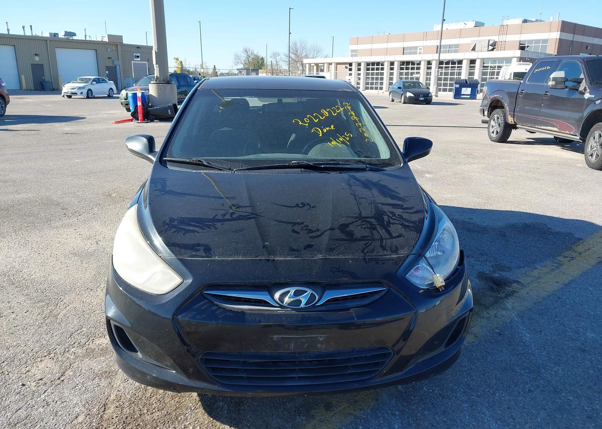 2013 HYUNDAI ACCENT GL