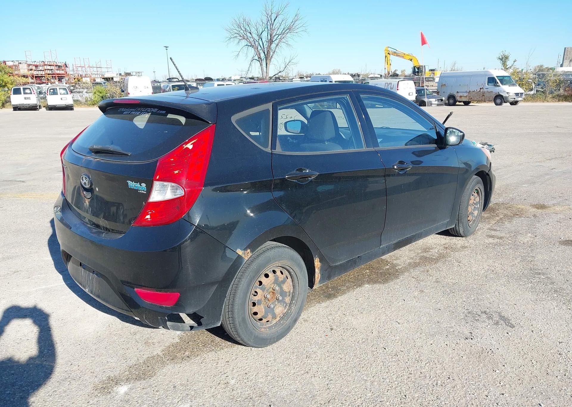 2013 HYUNDAI ACCENT GL