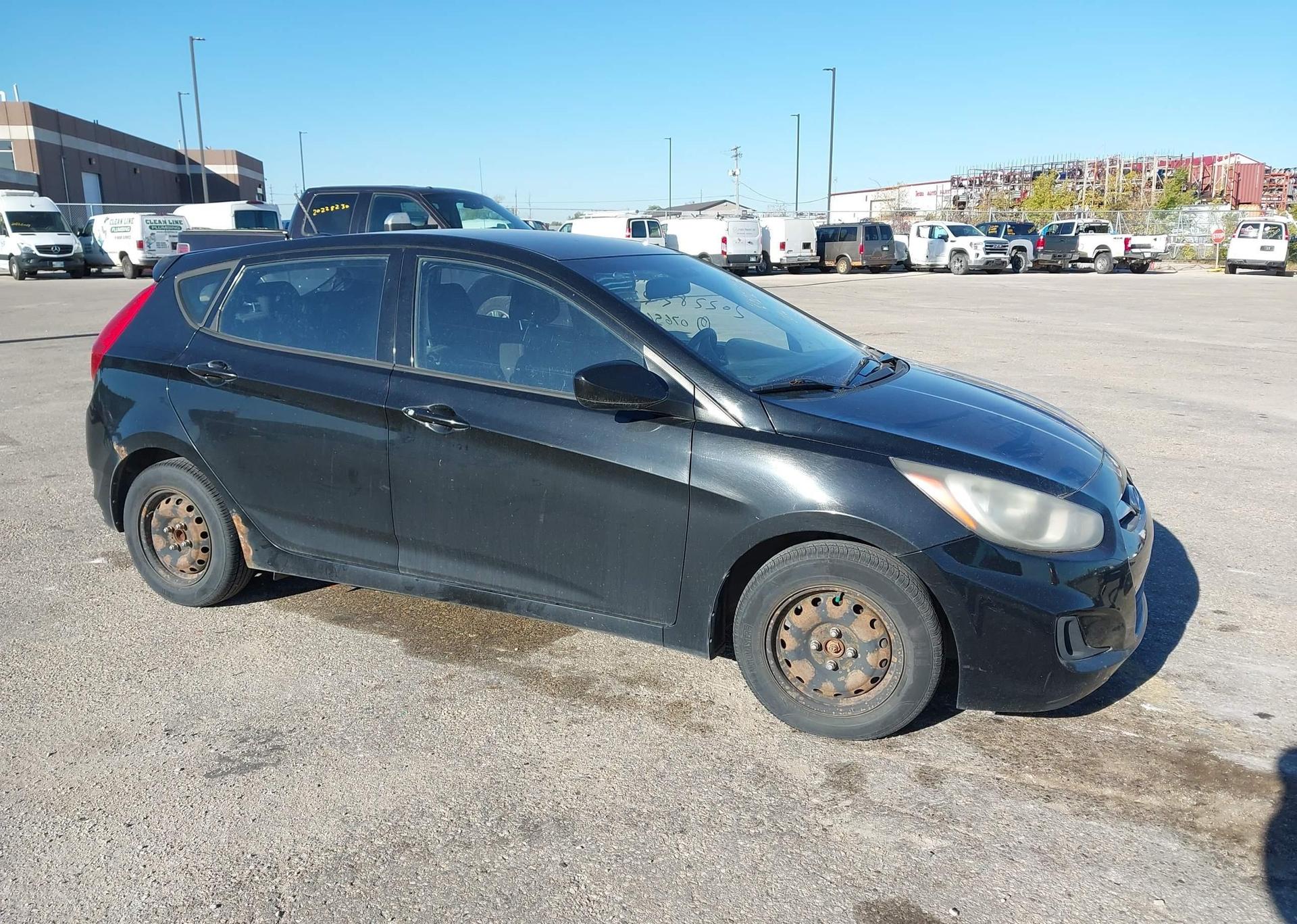 2013 HYUNDAI ACCENT GL