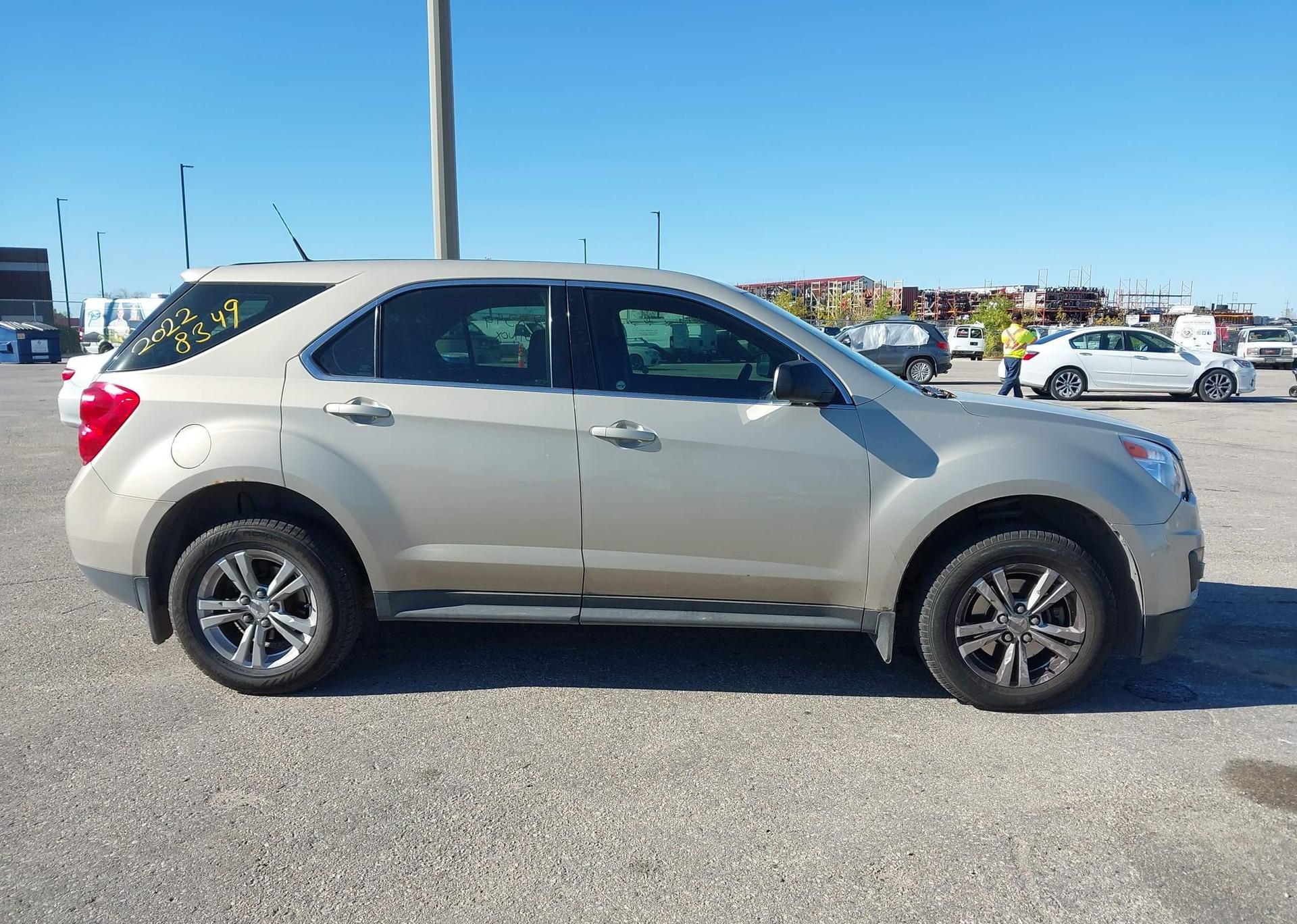 2012 CHEVROLET EQUINOX LS
