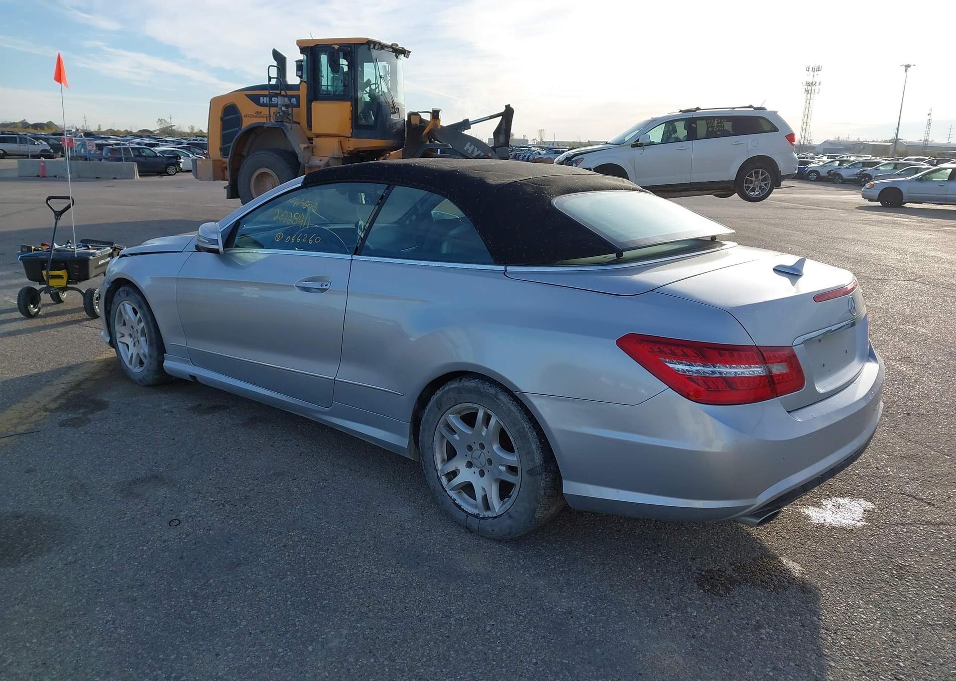 2011 MERCEDES-BENZ E350