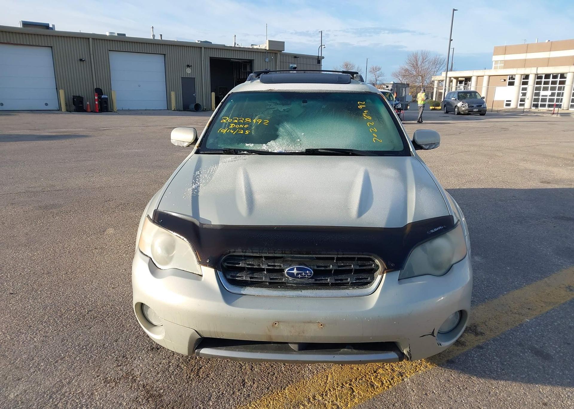 2005 SUBARU OUTBACK 3.0R VDC