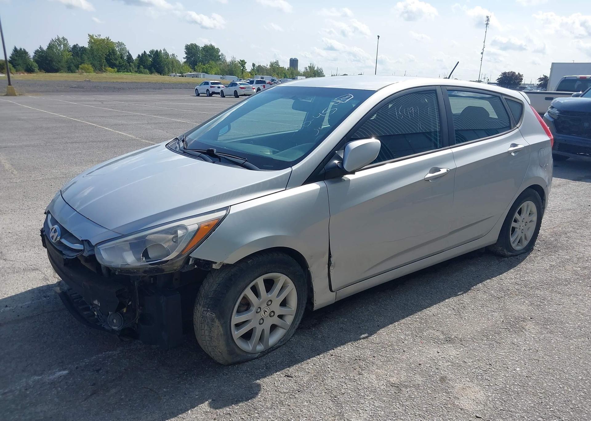 2016 HYUNDAI ACCENT SE