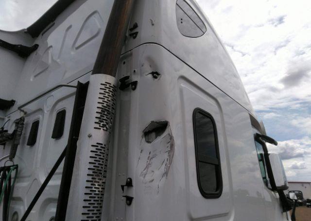 2017 FREIGHTLINER CASCADIA 125