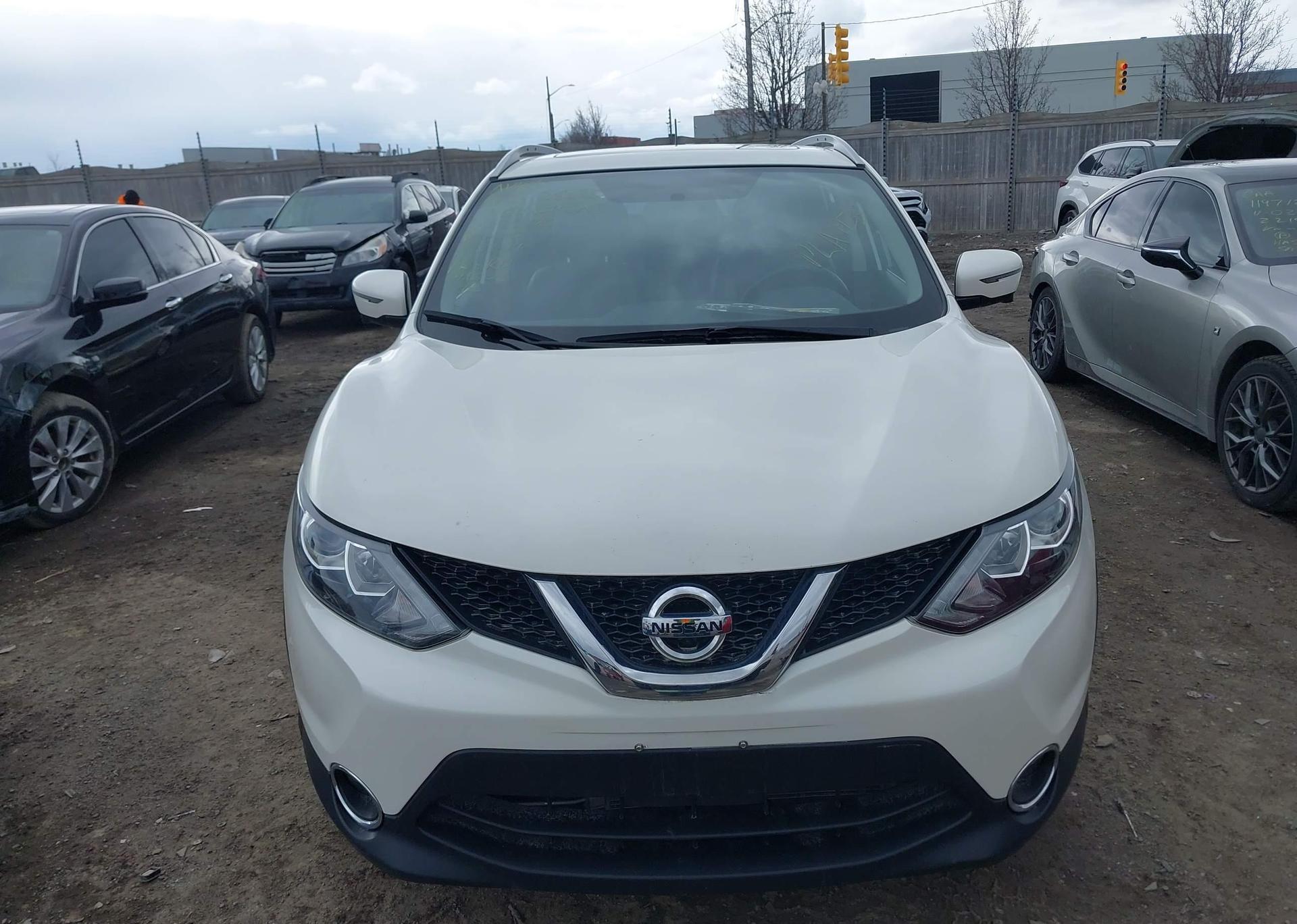 2017 NISSAN QUASHQAI