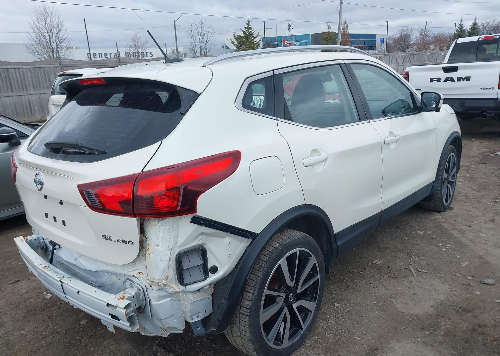 2017 NISSAN QUASHQAI