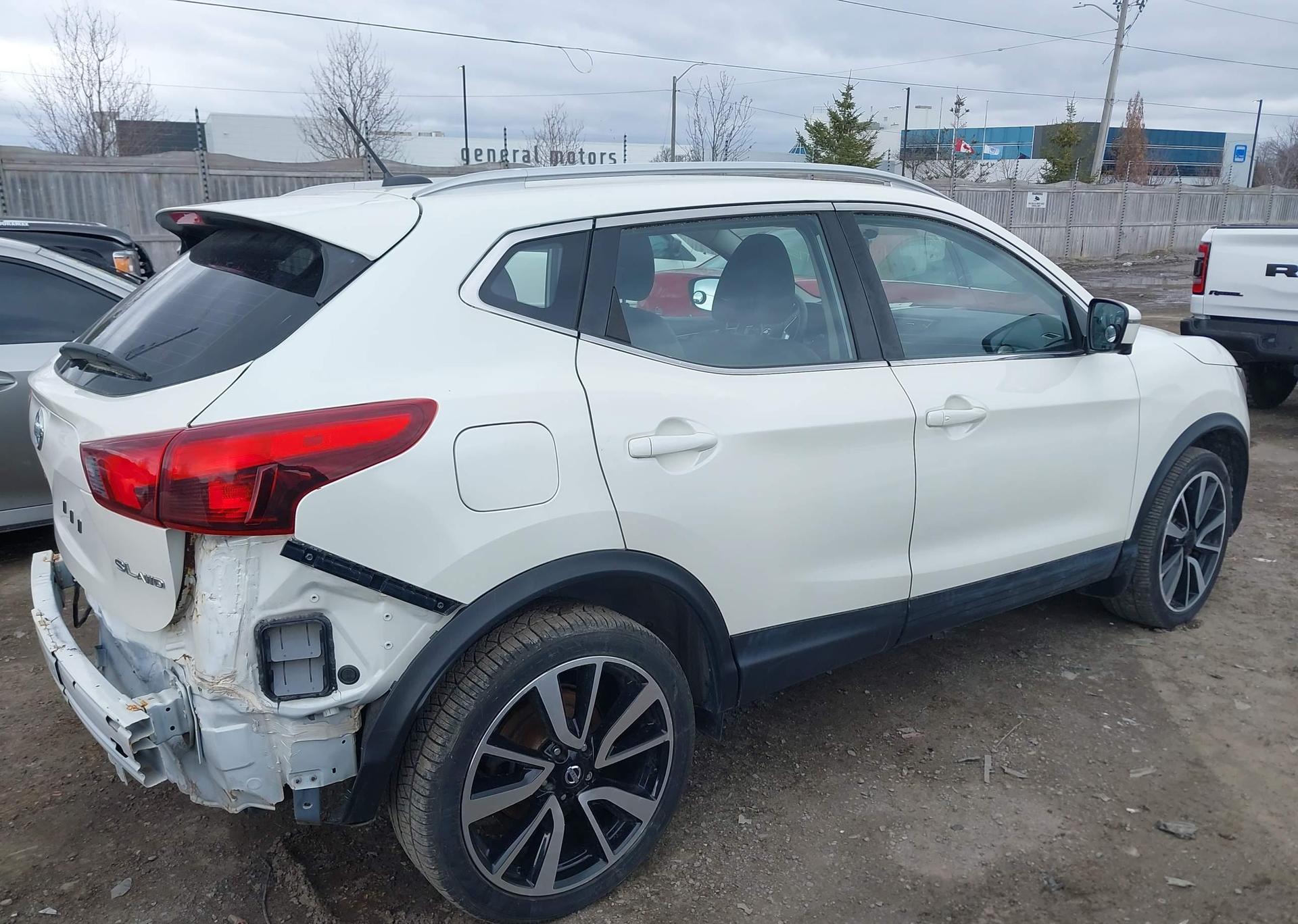 2017 NISSAN QUASHQAI