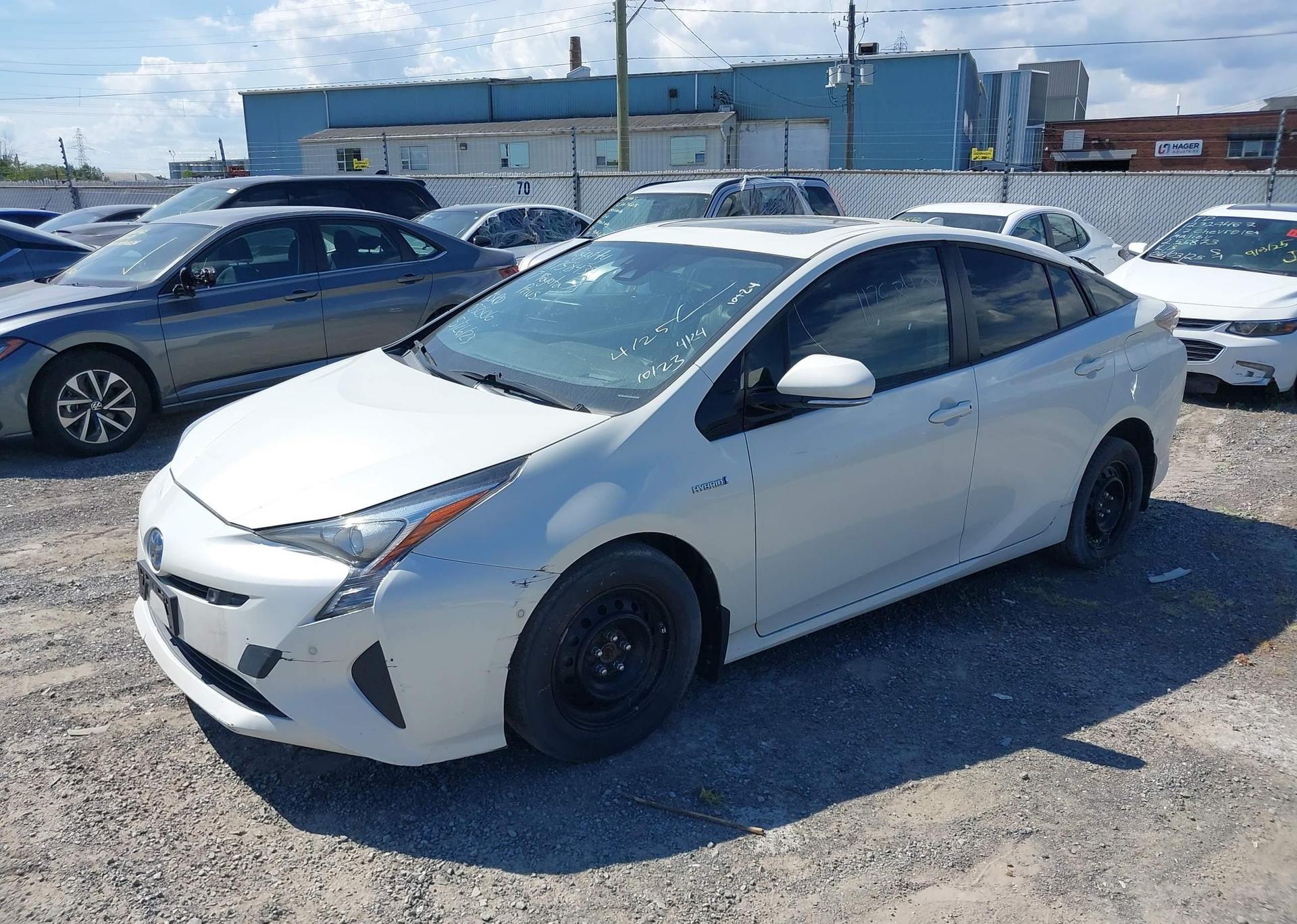 2017 TOYOTA PRIUS