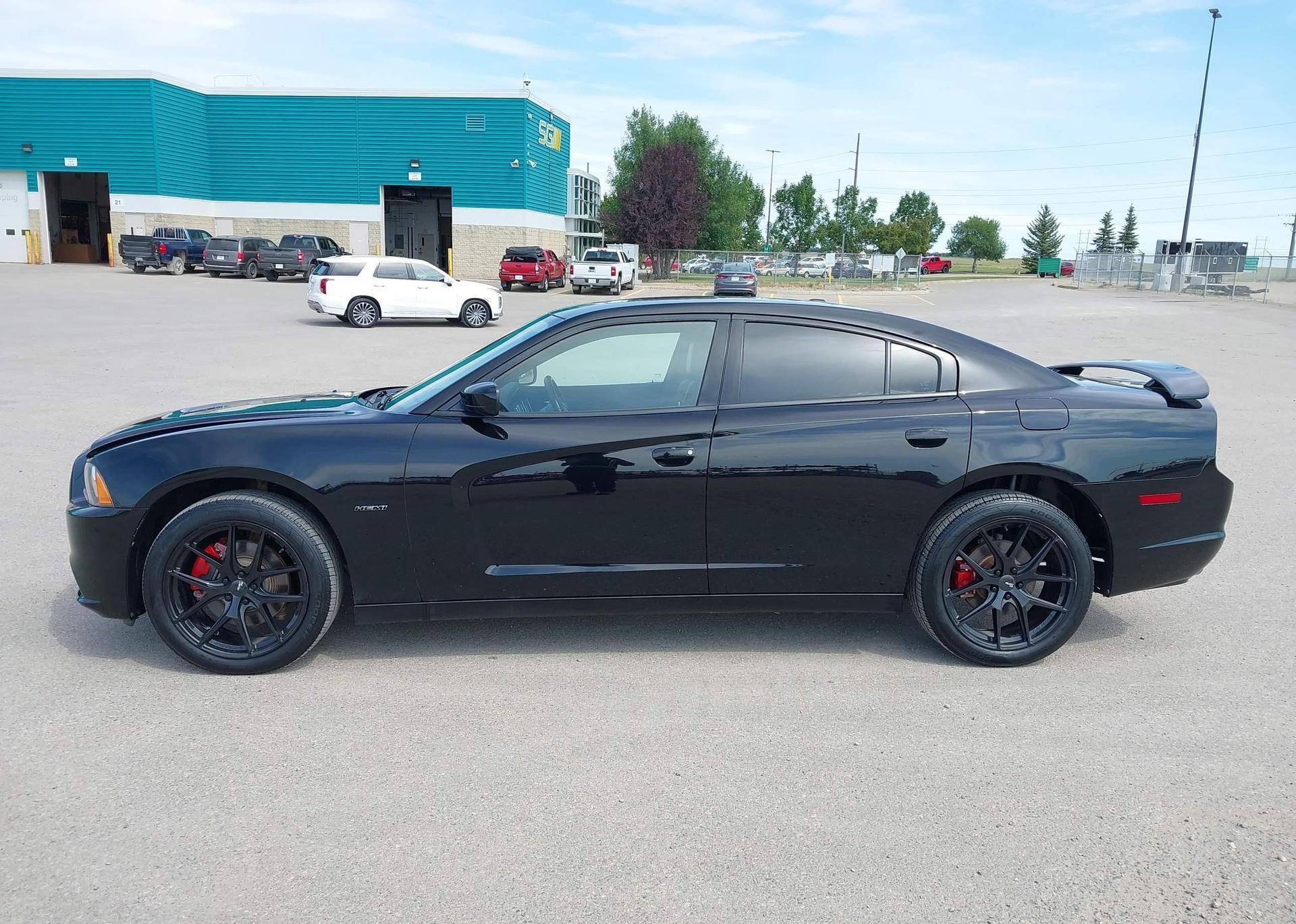 2014 DODGE CHARGER R