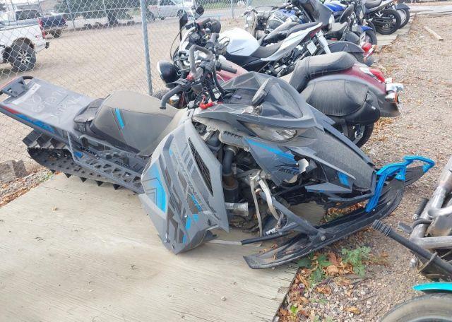 2022 ARCTIC CAT snowmobile
