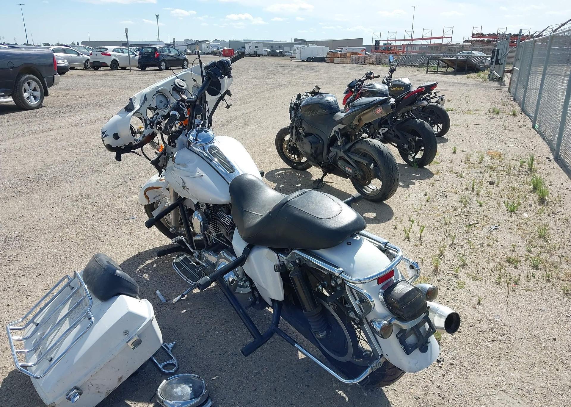 2008 HARLEY-DAVIDSON FLHX