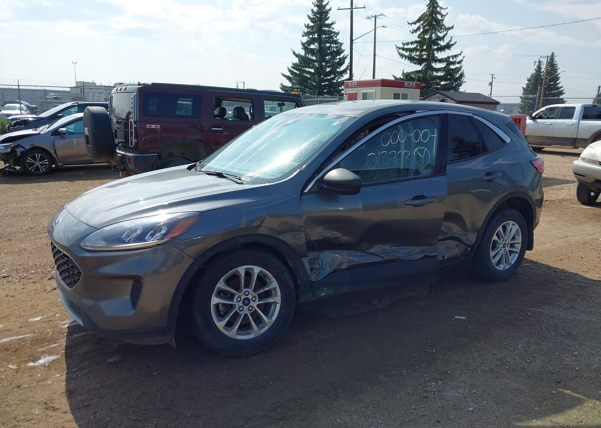 2022 FORD ESCAPE SE
