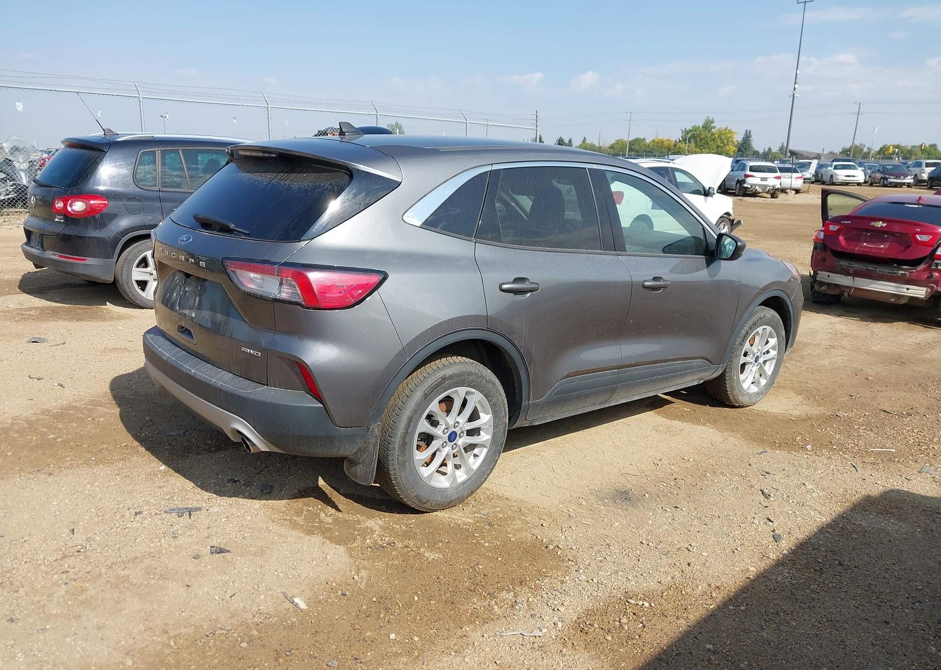 2022 FORD ESCAPE SE