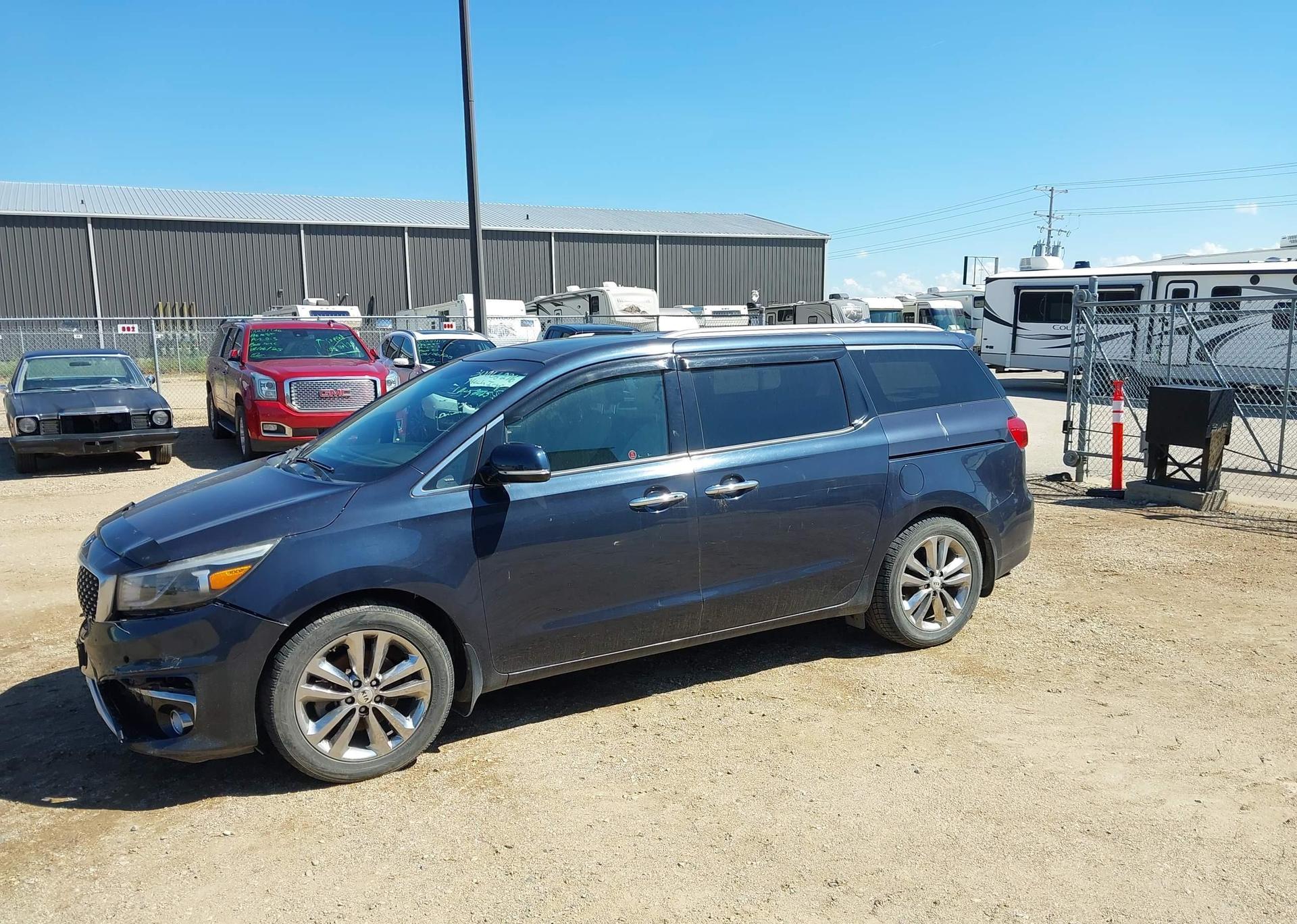 2016 KIA SEDONA SXL