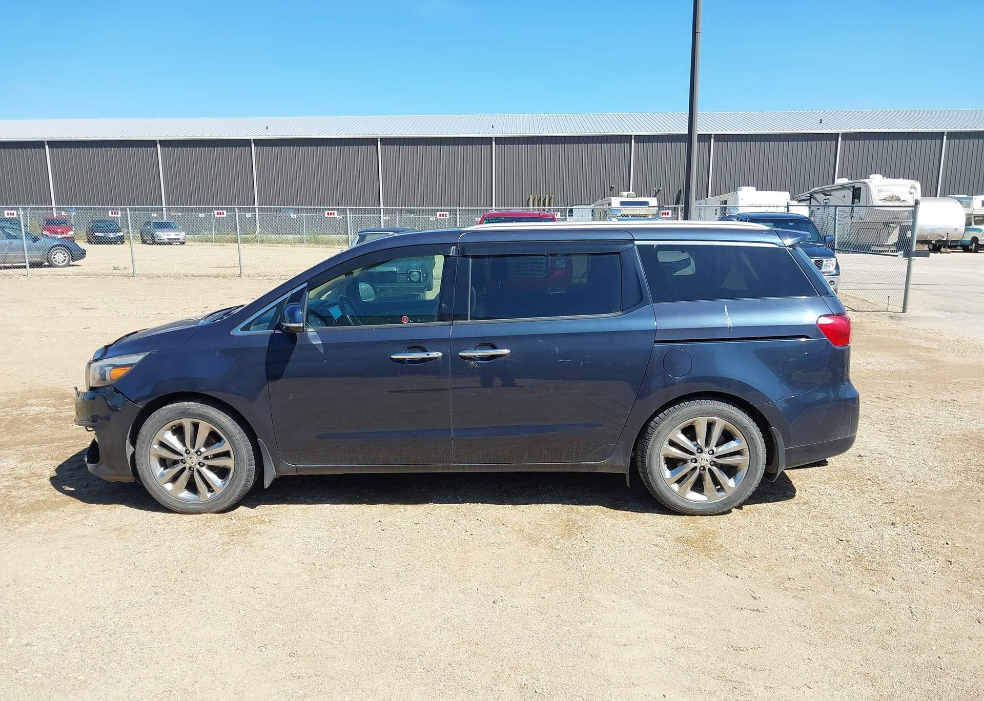 2016 KIA SEDONA SXL