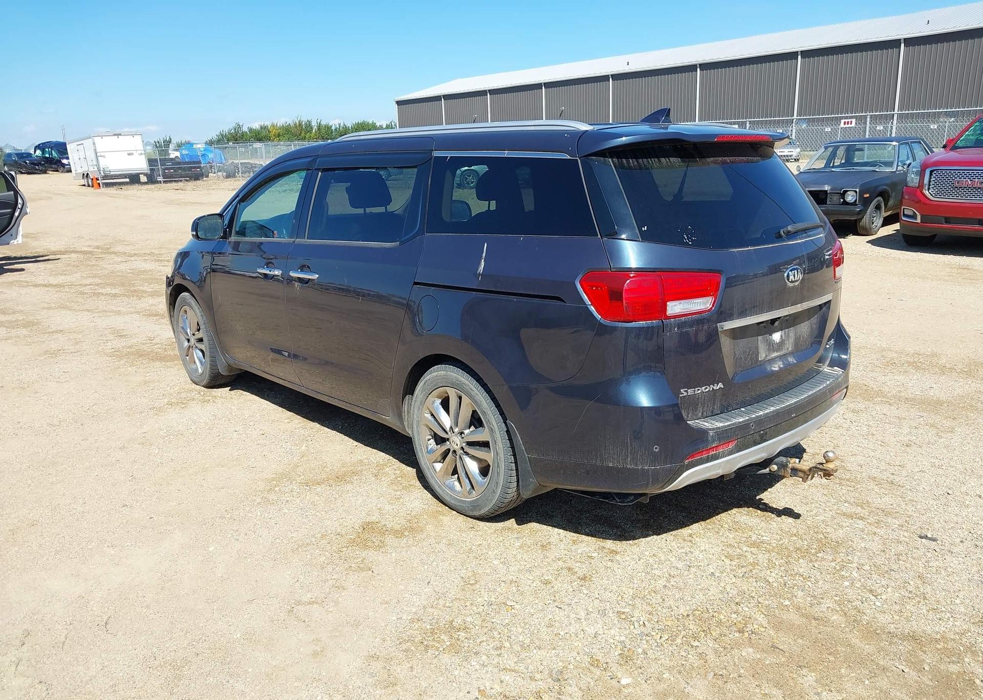 2016 KIA SEDONA SXL