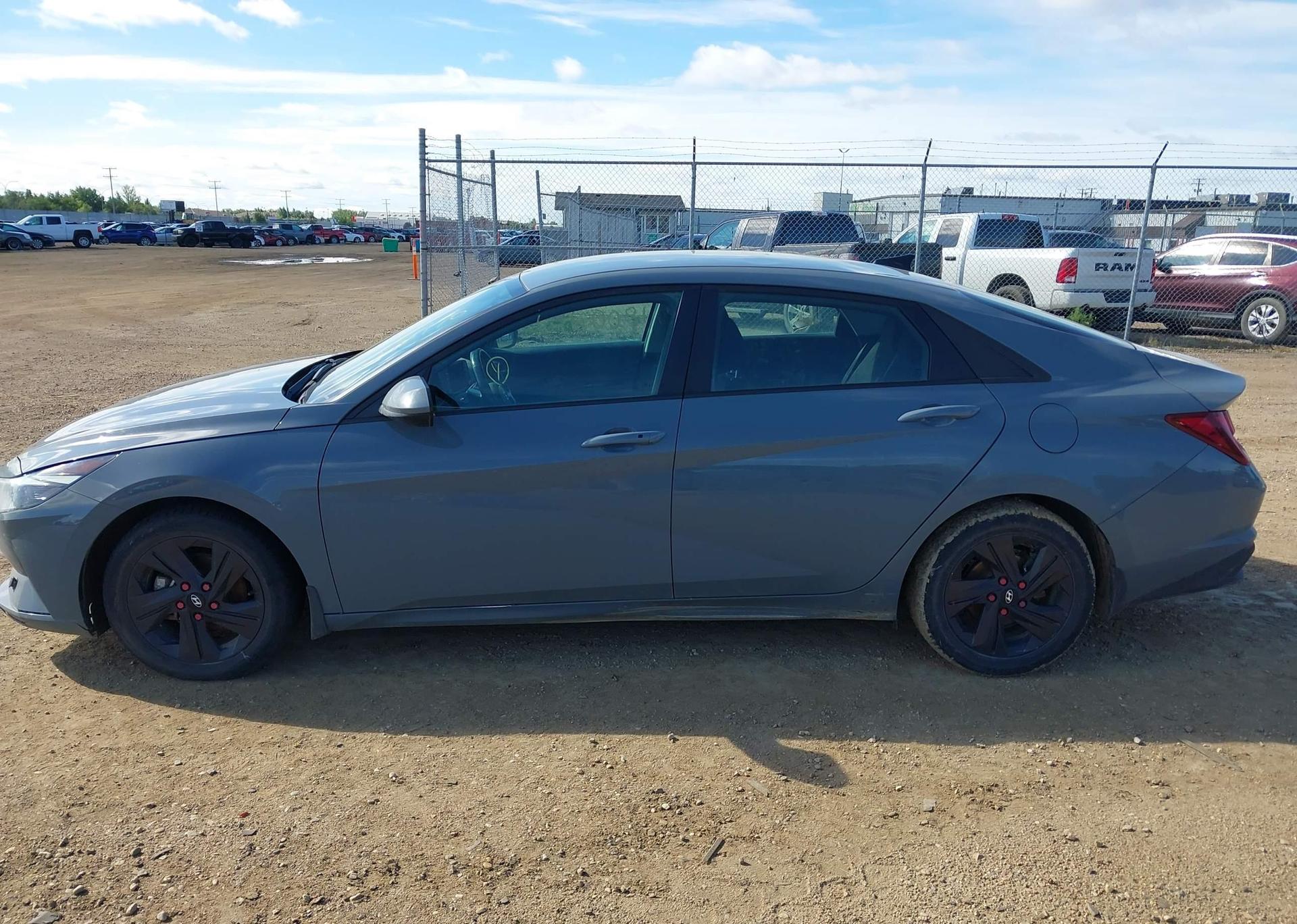 2021 HYUNDAI ELANTRA SEL