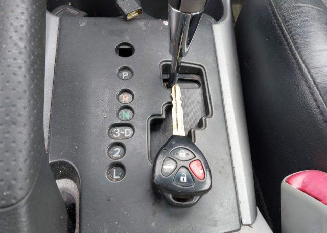 2008 TOYOTA RAV4 LIMITED