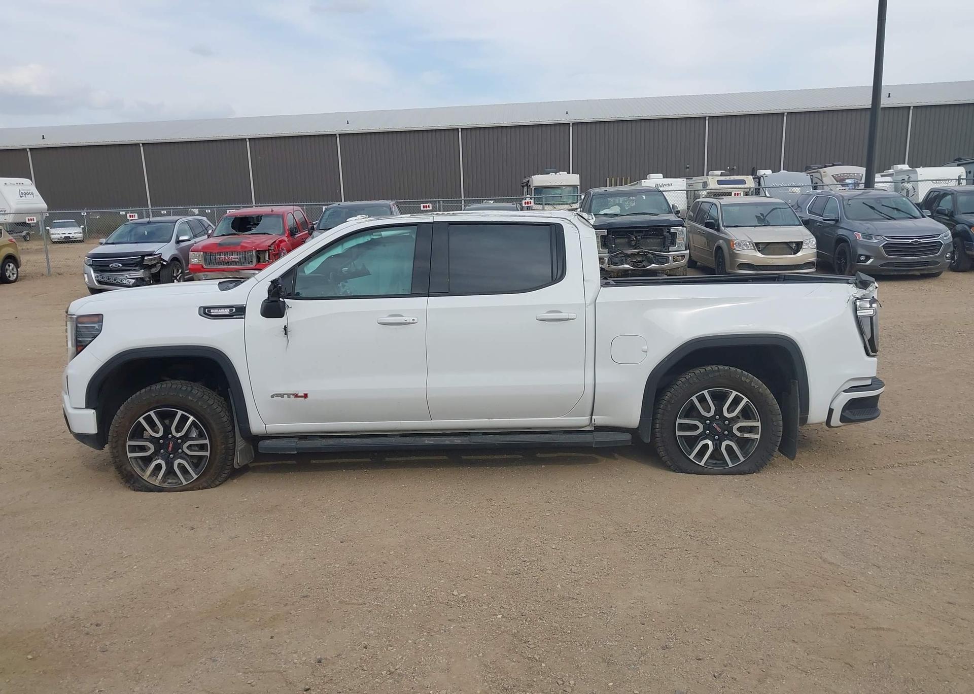 2023 GMC SIERRA K1500 AT4