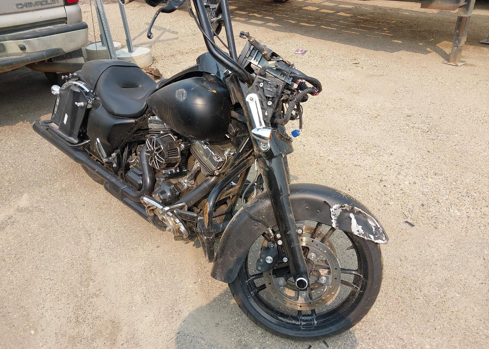 2016 HARLEY-DAVIDSON FLHX STREET GLIDE