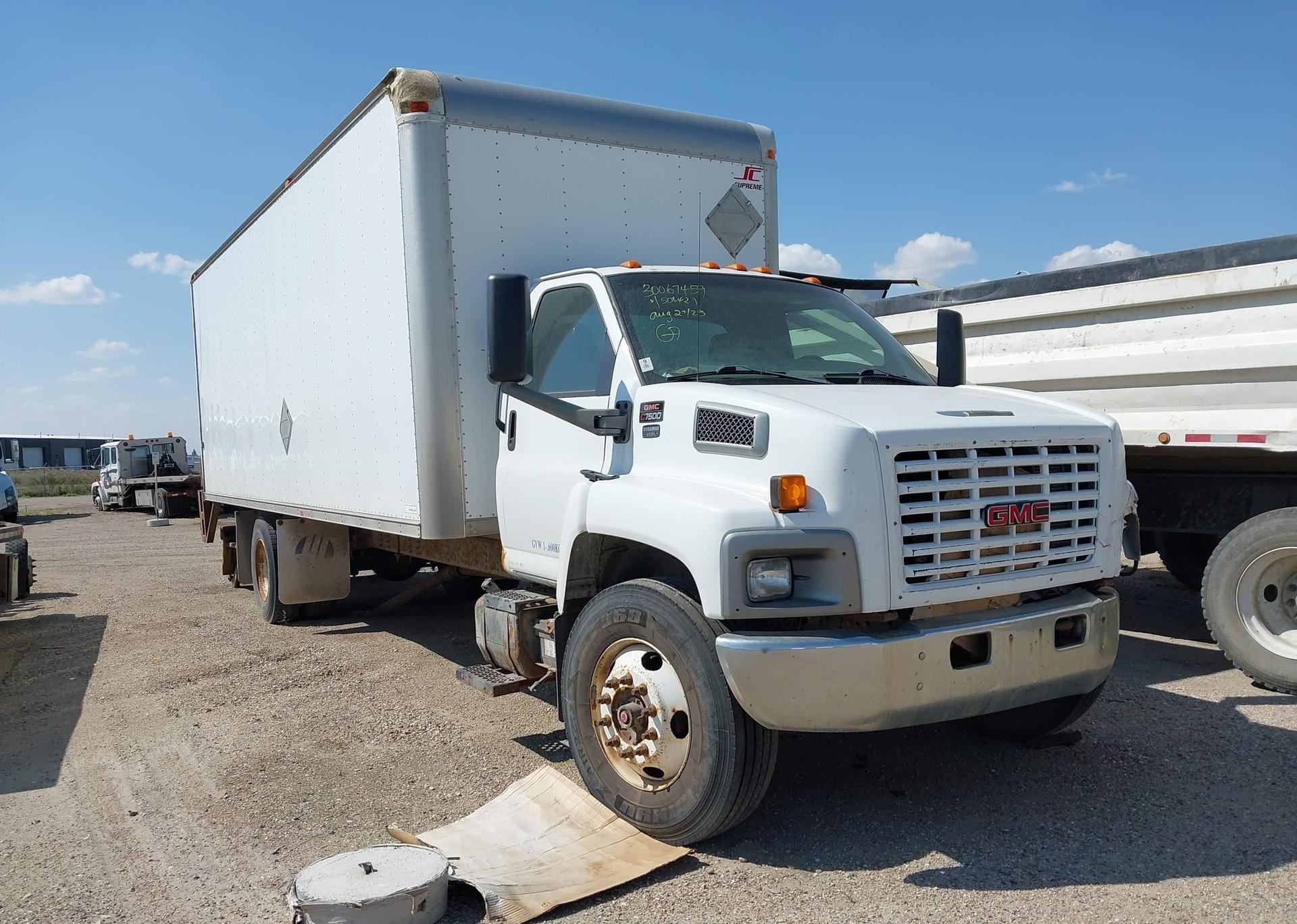 2004 GMC C7500 C7C042