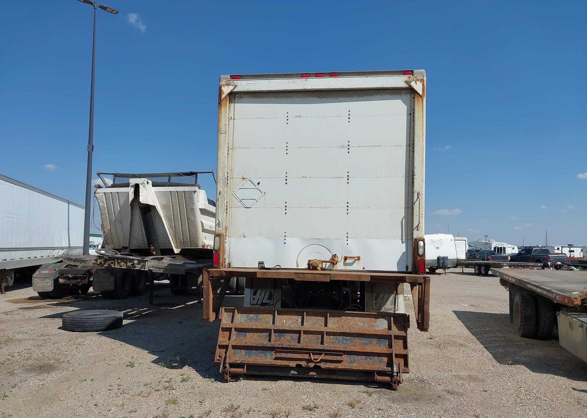 2004 GMC C7500 C7C042