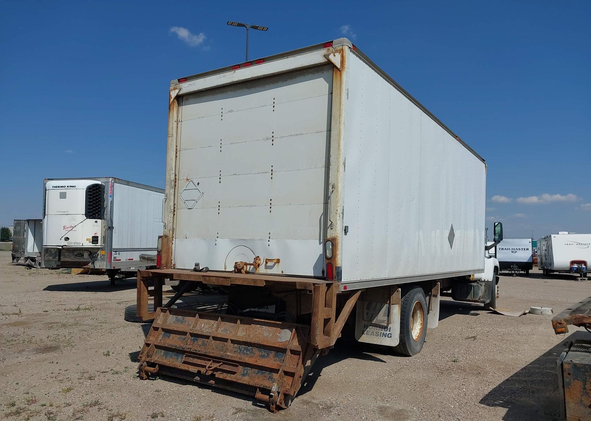 2004 GMC C7500 C7C042