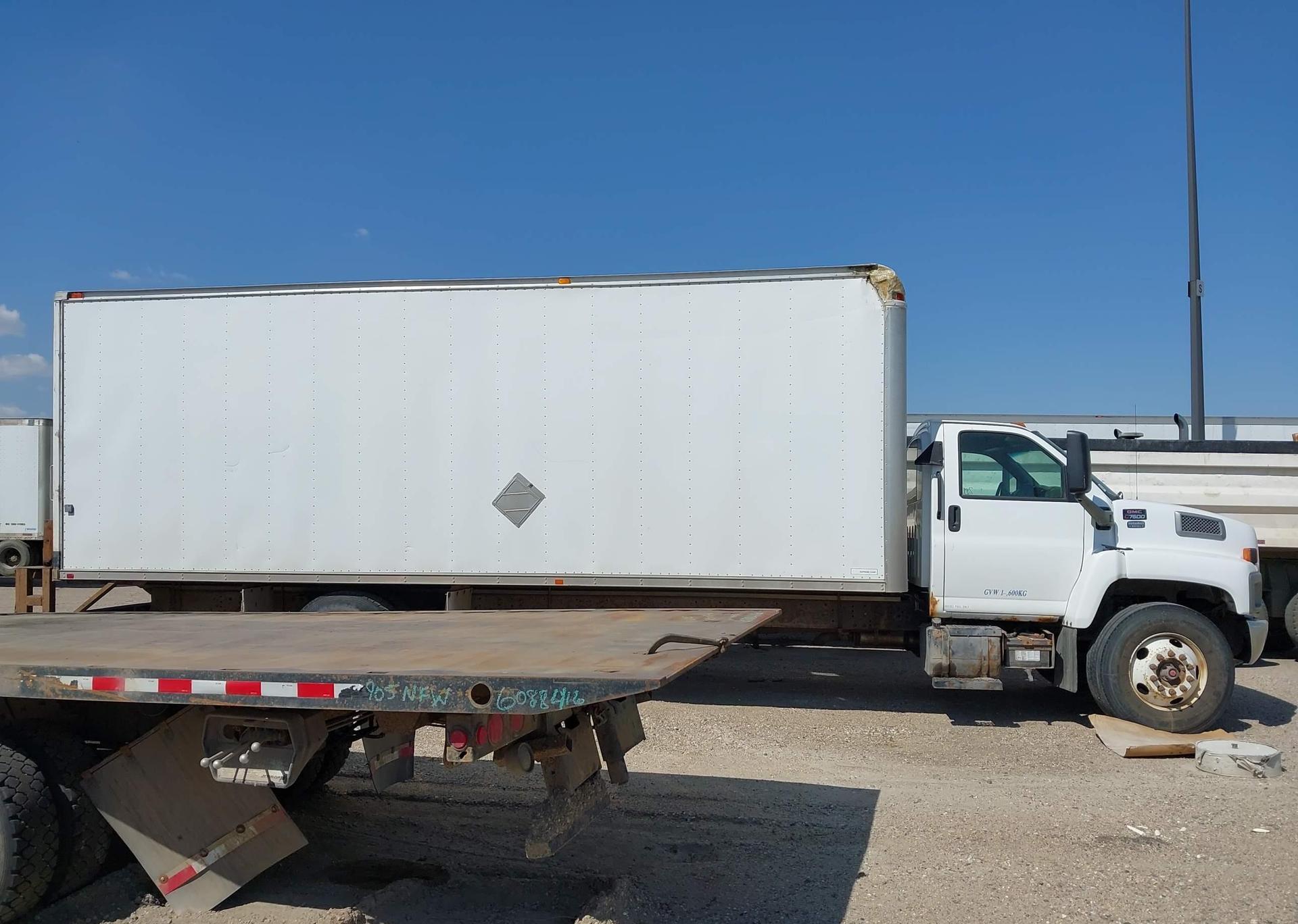 2004 GMC C7500 C7C042