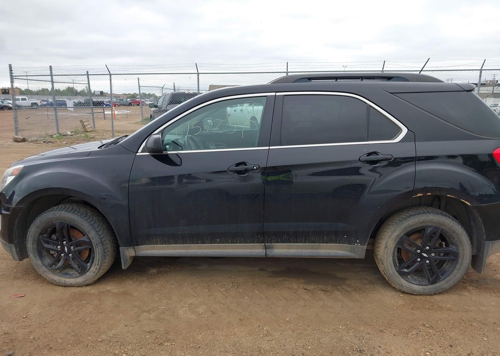 2017 CHEVROLET EQUINOX LT
