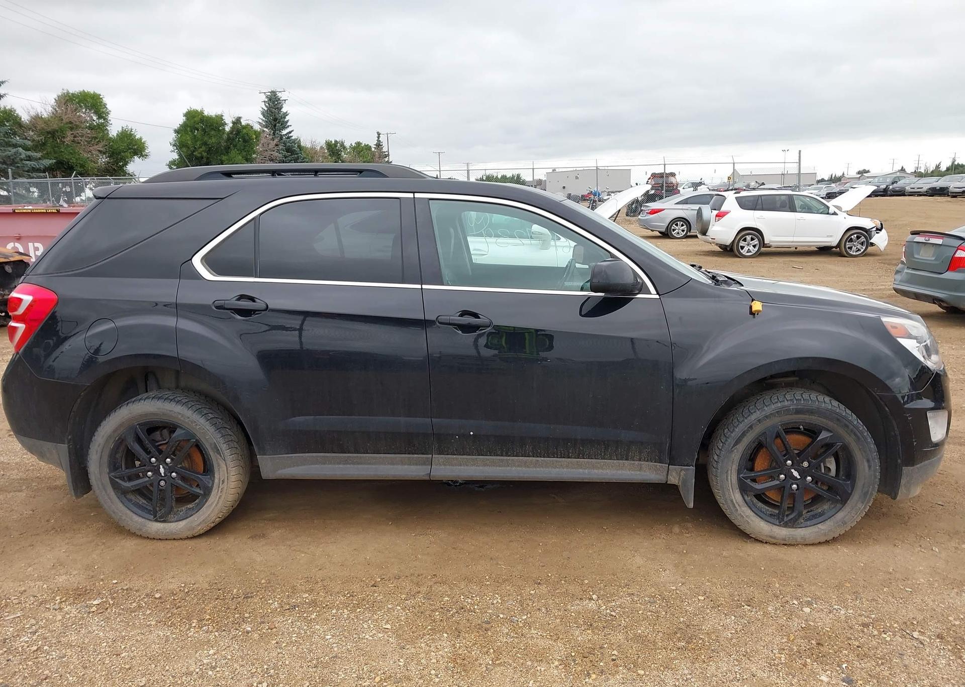 2017 CHEVROLET EQUINOX LT