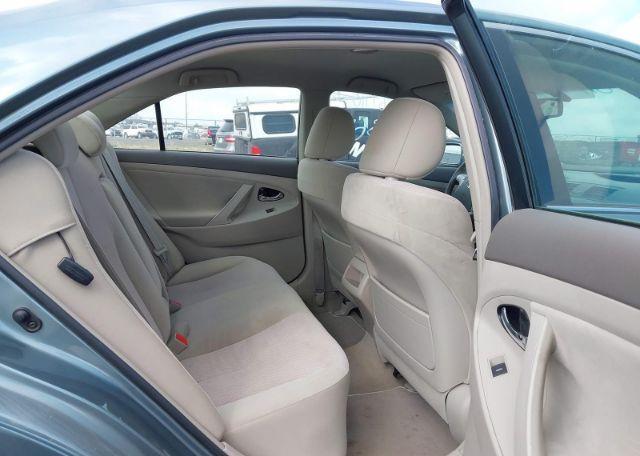 2011 TOYOTA CAMRY SE