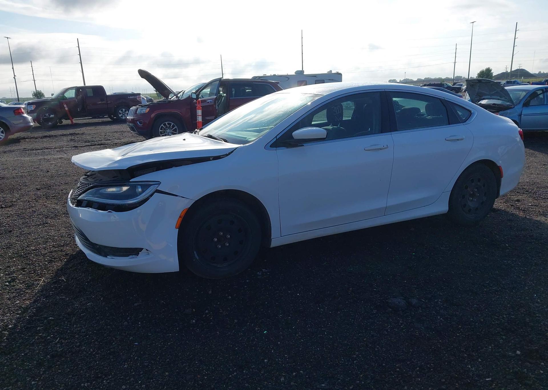 2016 CHRYSLER 200 LX