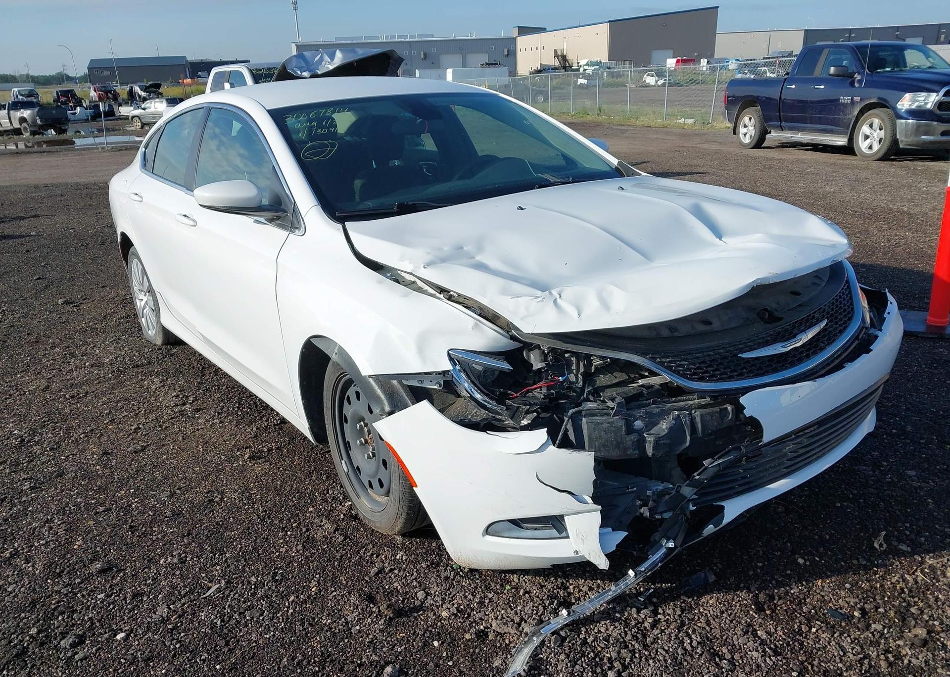 2016 CHRYSLER 200 LX