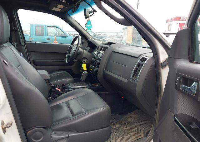 2011 FORD ESCAPE LIMITED
