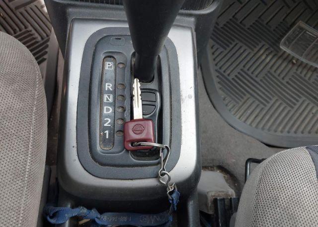 2005 NISSAN X-TRAIL XE