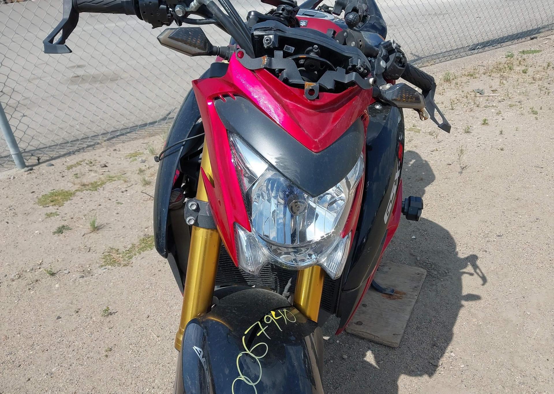 2016 SUZUKI GSX-S1000A