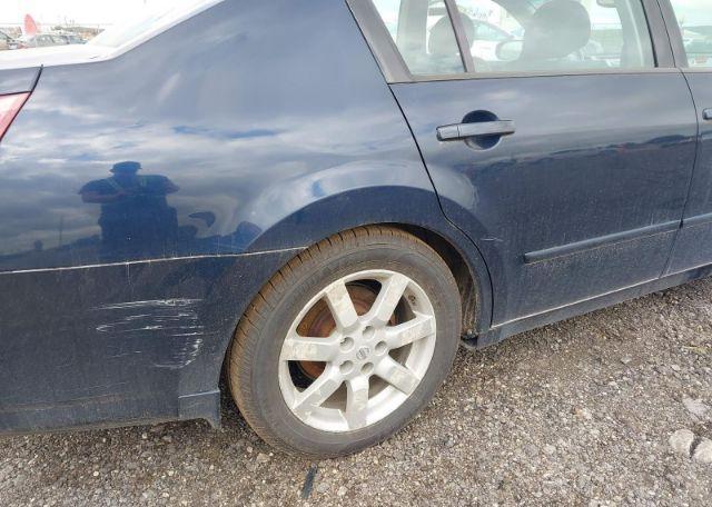 2004 NISSAN MAXIMA SE