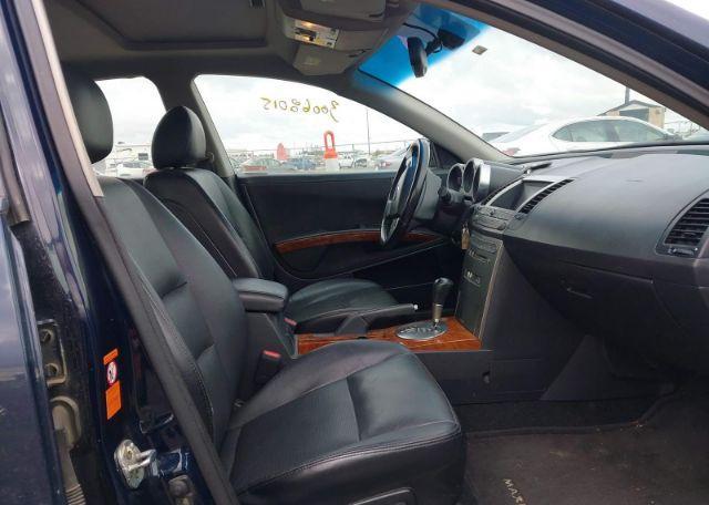 2004 NISSAN MAXIMA SE