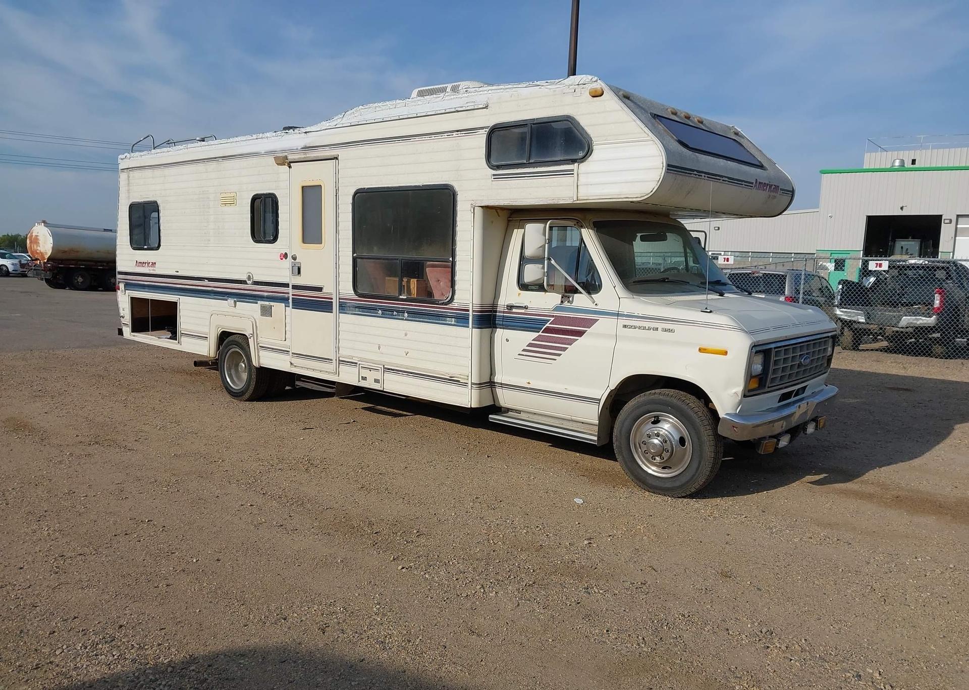 1989 FORD ECONOLINE E350 CUTAWAY VAN