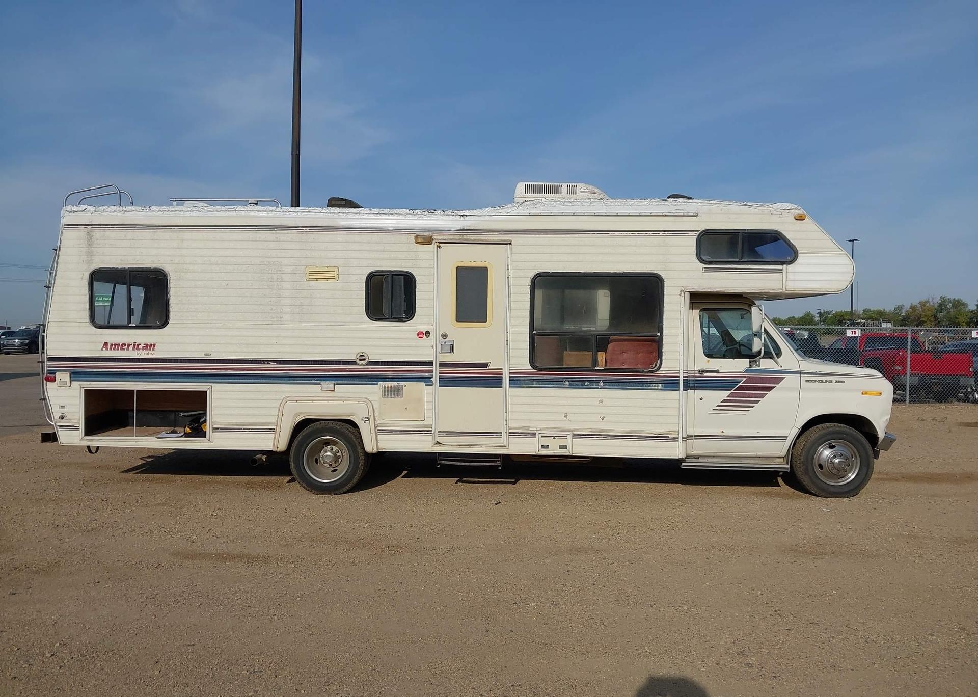 1989 FORD ECONOLINE E350 CUTAWAY VAN