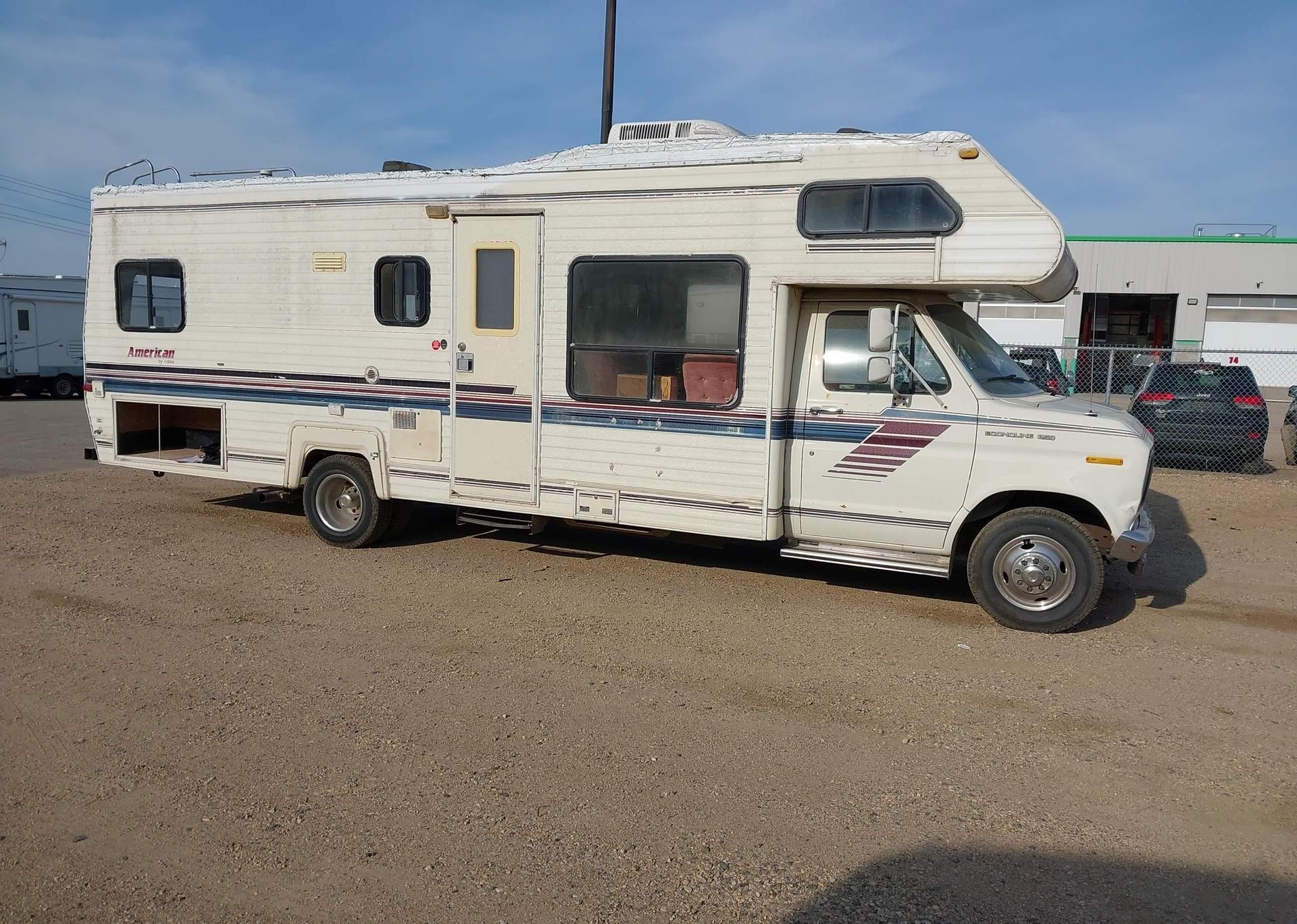 1989 FORD ECONOLINE E350 CUTAWAY VAN
