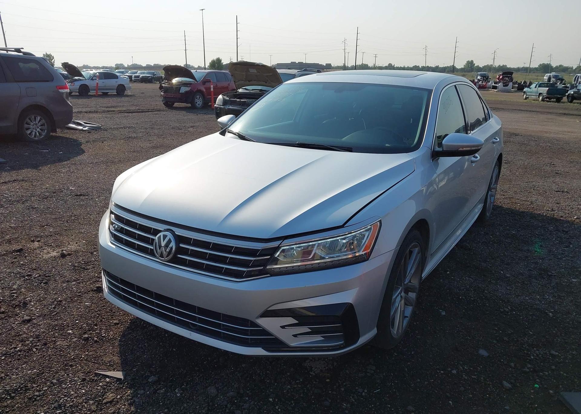 2016 VOLKSWAGEN PASSAT SEL