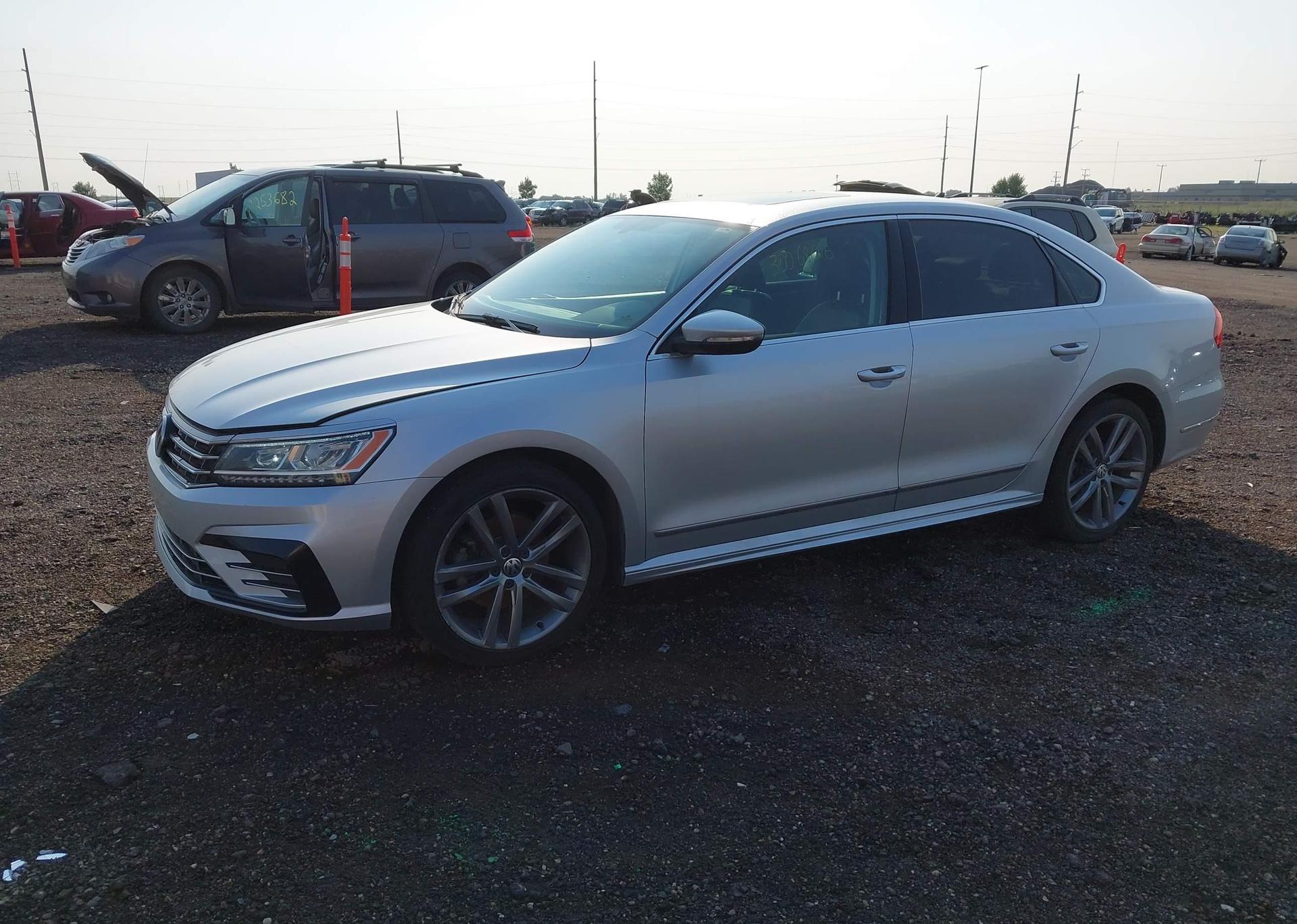 2016 VOLKSWAGEN PASSAT SEL