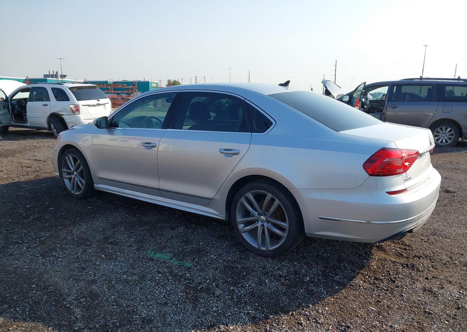 2016 VOLKSWAGEN PASSAT SEL
