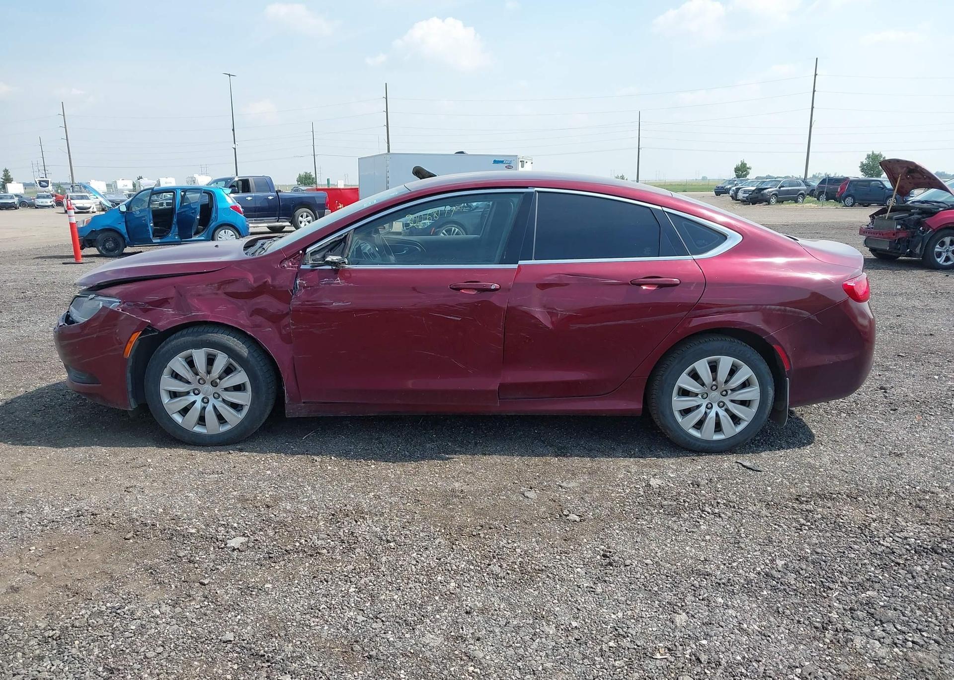 2016 CHRYSLER 200 LX